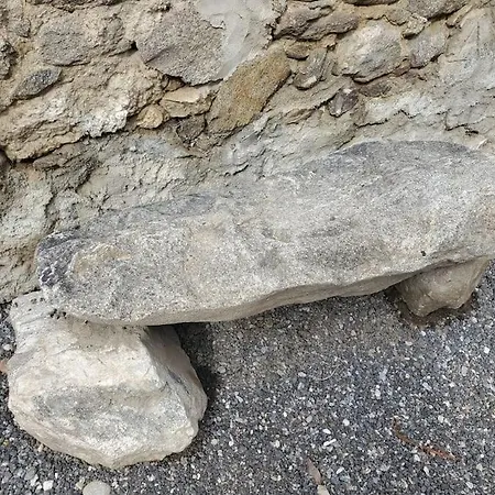 Semesterbostad La Grangette De Pauline Mercus-Garrabet