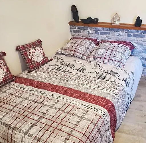 La Grangette De Pauline Mercus-Garrabet